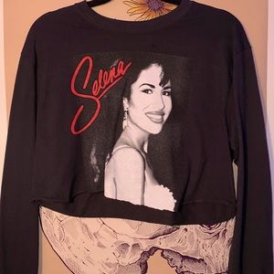 Selena Cropped Long Sleeve